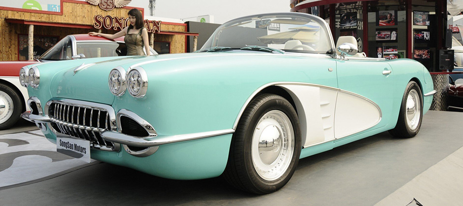 В Китае начали выпускать копию Chevrolet Corvette 1958 года