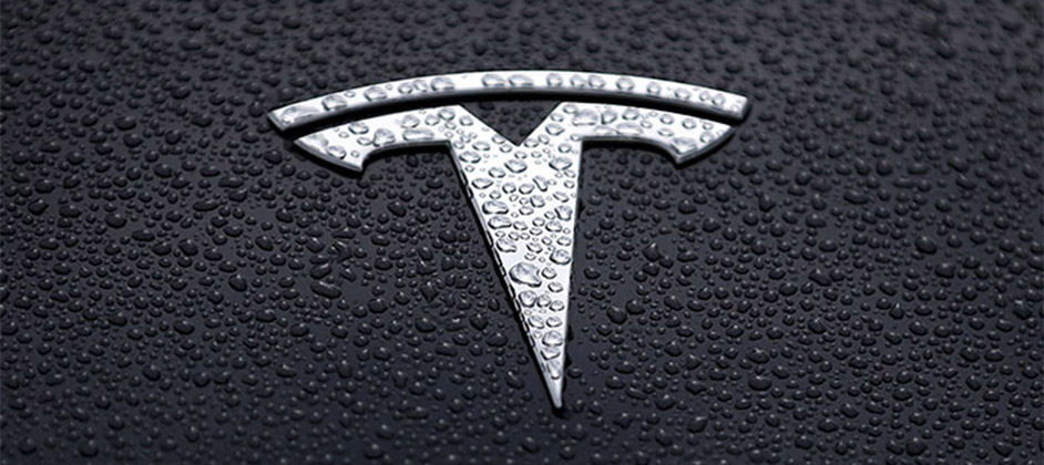 Tesla планирует начать поставки спорткара Roadster в 2025 году