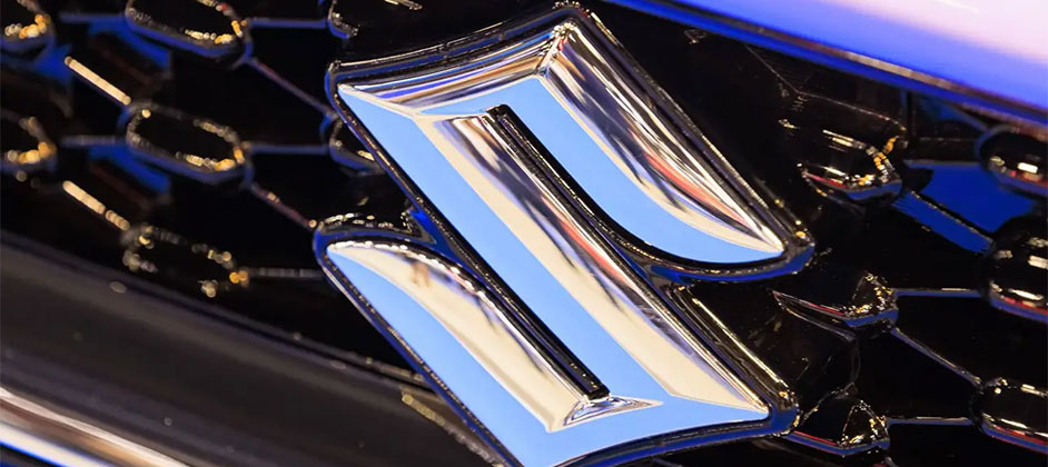 Бюджетный минивэн Suzuki в РФ превратился в дорогой автомобиль