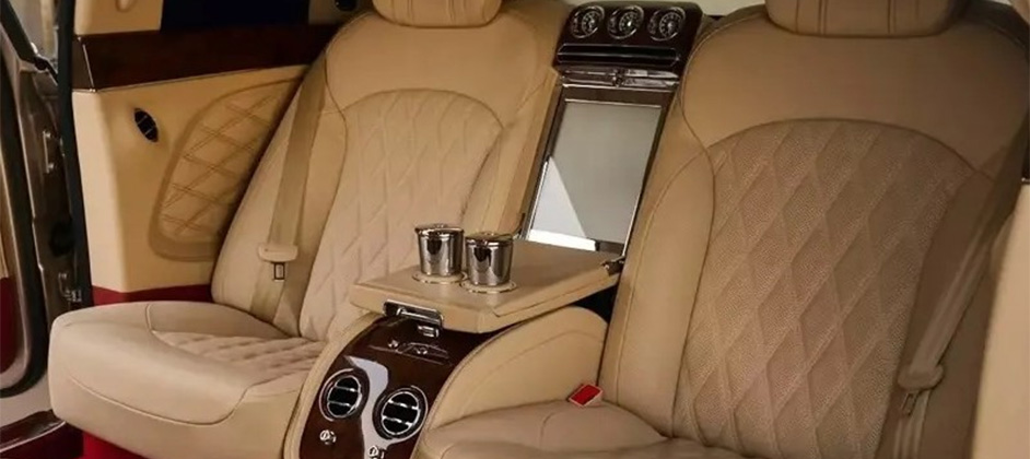 Всего 2 млн рублей: в РФ началась распродажа Maserati и Bentley с пробегом