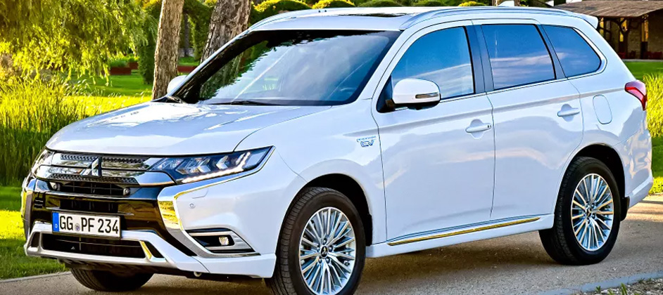 Mitsubishi заморозит поставки трех кроссоверов в Европу