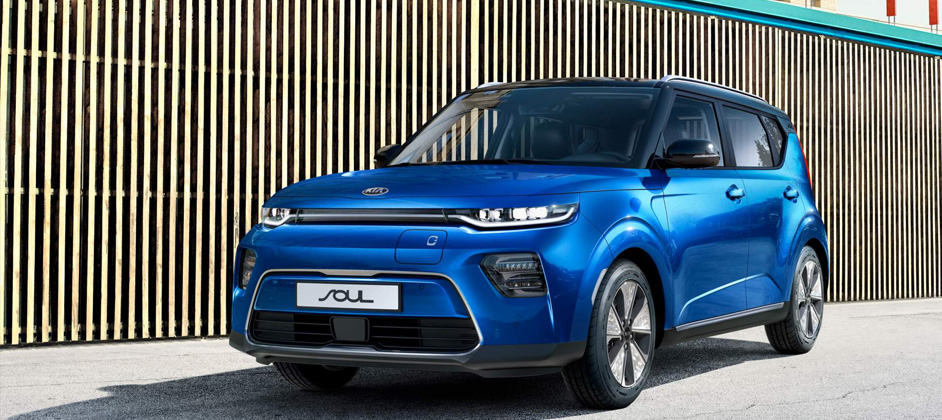 В российских автосалонах появился новый KIA Soul