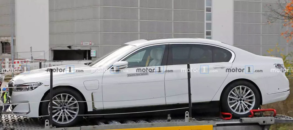 Топовая семёрка BMW станет электрокаром
