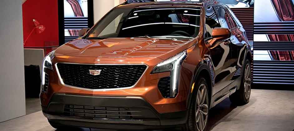 Компания Cadillac презентовала в России кроссовер ХТ4