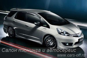 Мастера из Mugen подготовили тюнинг Honda Fit Shuttle для молодых людей