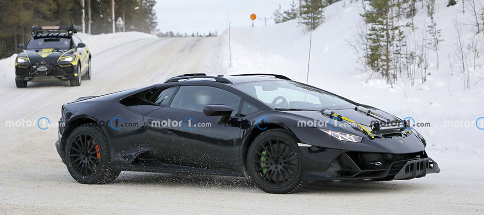 Компания Lamborghini вывела на тесты внедорожный суперкар Huracan Sterrato