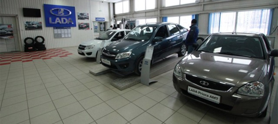 В России запустили продажи Lada Vesta без подушек безопасности