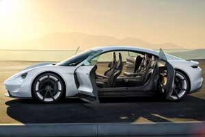 В компании Porsche раскрыли дату начала производства новинки Mission E